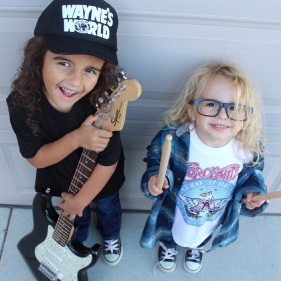 Wayne's World Hat Cap Baby Kids Adult T Shirt Halloween Costume Garth - Picture 1 of 13